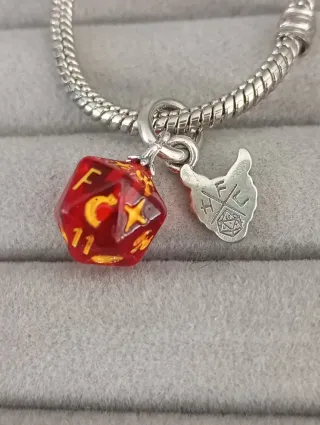 Charm dado Stranger things