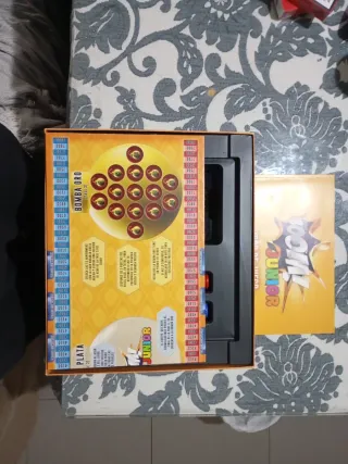 JUEGO ,Juego de mesa ¡BOOM! JUNIOR Famosa