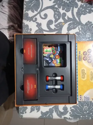 JUEGO ,Juego de mesa ¡BOOM! JUNIOR Famosa