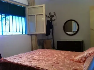 Casa espaciosa dos plantas en Baza, Granada.