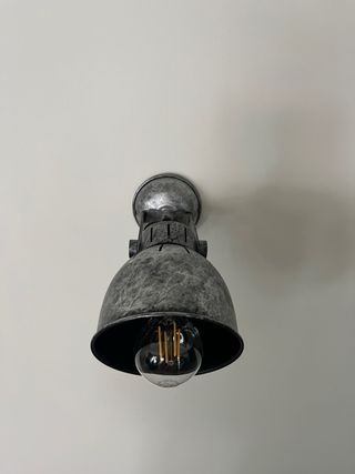 Apliques de pared metal deslavado