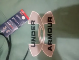 Sudadera  estrenae Under Armour verde talla L