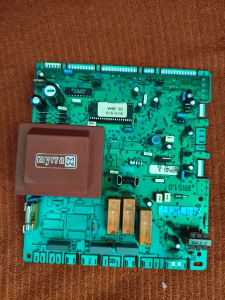 Placa Electrónica Saunier Duval Thematek F24E BT