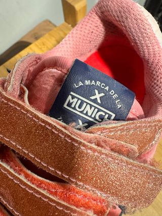 Zapatillas Munich niña rosa talla 31