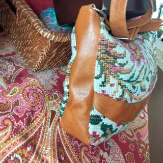 Bolso Petit Point Marrón Multicolor