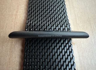 Apple Watch ULTRA 49mm. Nero in titanio milanesi L