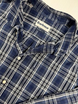Camisa Barbour cuadros azul y blanco