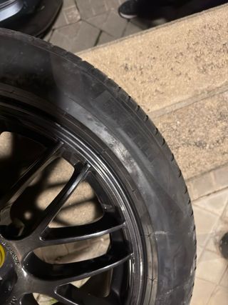 Neumáticos Pirelli en 19 pulgadas