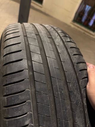 Neumáticos Pirelli en 19 pulgadas