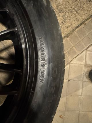 Neumáticos Pirelli en 19 pulgadas