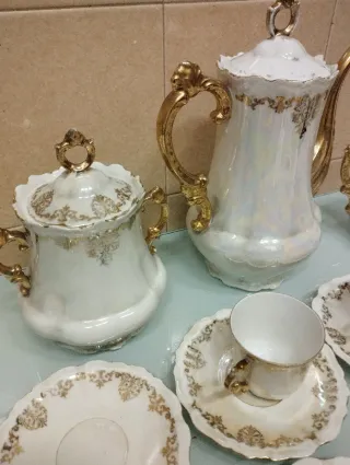 Juego de café Limoges porcelana y oro