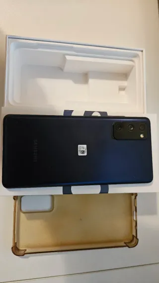 Samsung Galaxy S20 FE + Funda