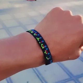 Pulsera y accesorios tradicionales