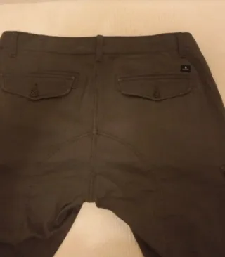 Pantalón cargo Jack & Jones gris antracita