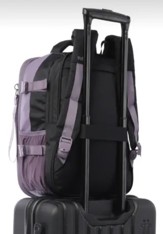 Mochila Totto Viaje Negra y Morada