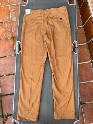 Pantalones Chinos Nike Sportwear Club Marrones