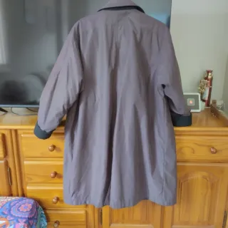 Gabardina/abrigo señora morado/gris