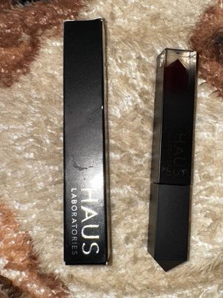 Labial Haus Labs tono Scream