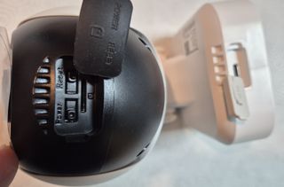 Cámara de seguridad con placa solar y wifi