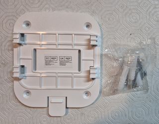 Cámara de seguridad con placa solar y wifi