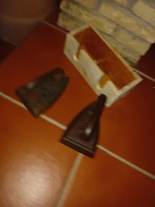 Portaplanchas + 2 Planchas Antiguas