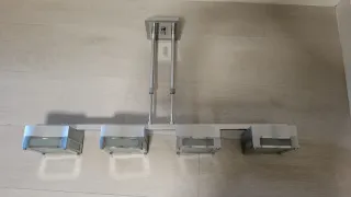 Lámpara de techo moderna gris y plateada