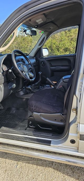 Jeep Liberty 2003