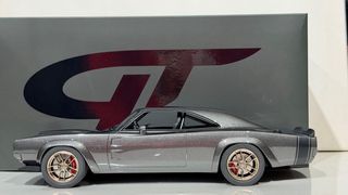 Dodge Charger GT Spirit 1:18 Gris