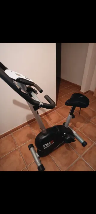 Bicicleta Estática BH NH8