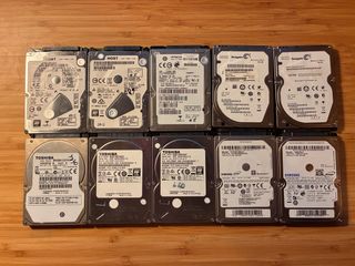 Lotto 10 Hard Disk SATA 2,5 500 GB