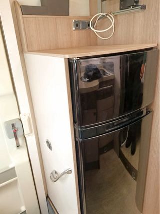 Challenger Genesis 288  | 82000 Km