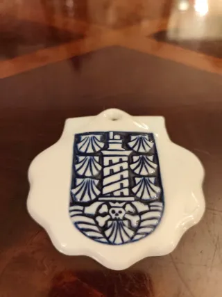 Medallón Sargadelos Escudo A Coruña