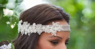 Tocado Novia Encaje Flores Beige Blanco