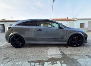 Opel Astra h gtc sport