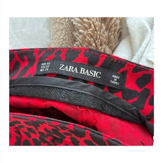 Pantalón Zara Animal Print Rojo