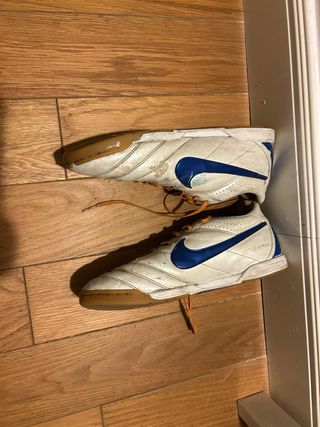 Zapatillas Nike Tiempo Fútbol Sala Talla 44