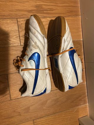 Zapatillas Nike Tiempo Fútbol Sala Talla 44