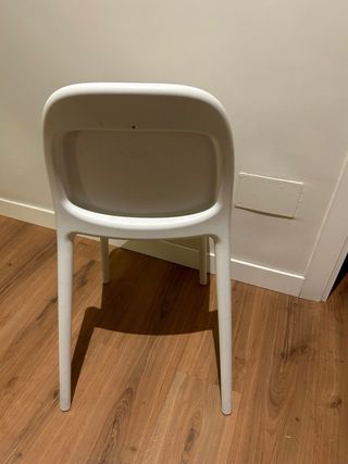 Silla alta Ikea blanca