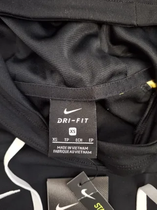 Sudadera Nike Dri-FIT Negra y Amarilla Talla XS