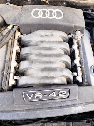 Audi A8 4.2 Despiece
