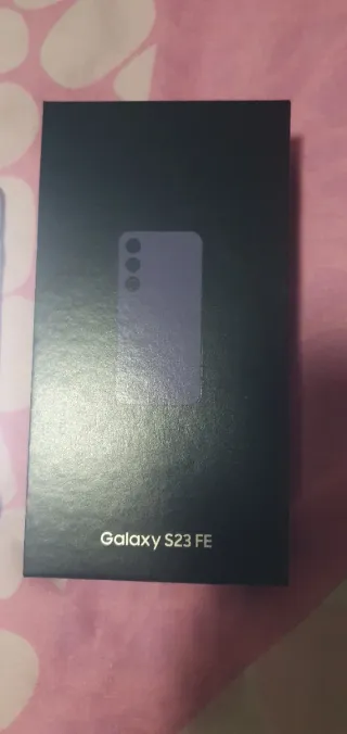 Samsung Galaxy S23 FE estado impecable.