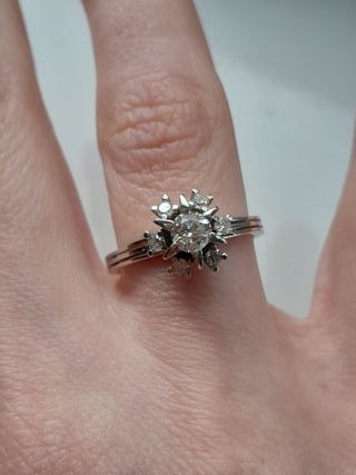 Anillo Oro Blanco 18K Diamantes