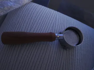 Portafiltro Delonghi madera