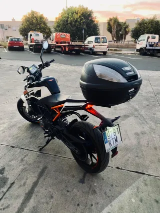 KTM Duke 125
