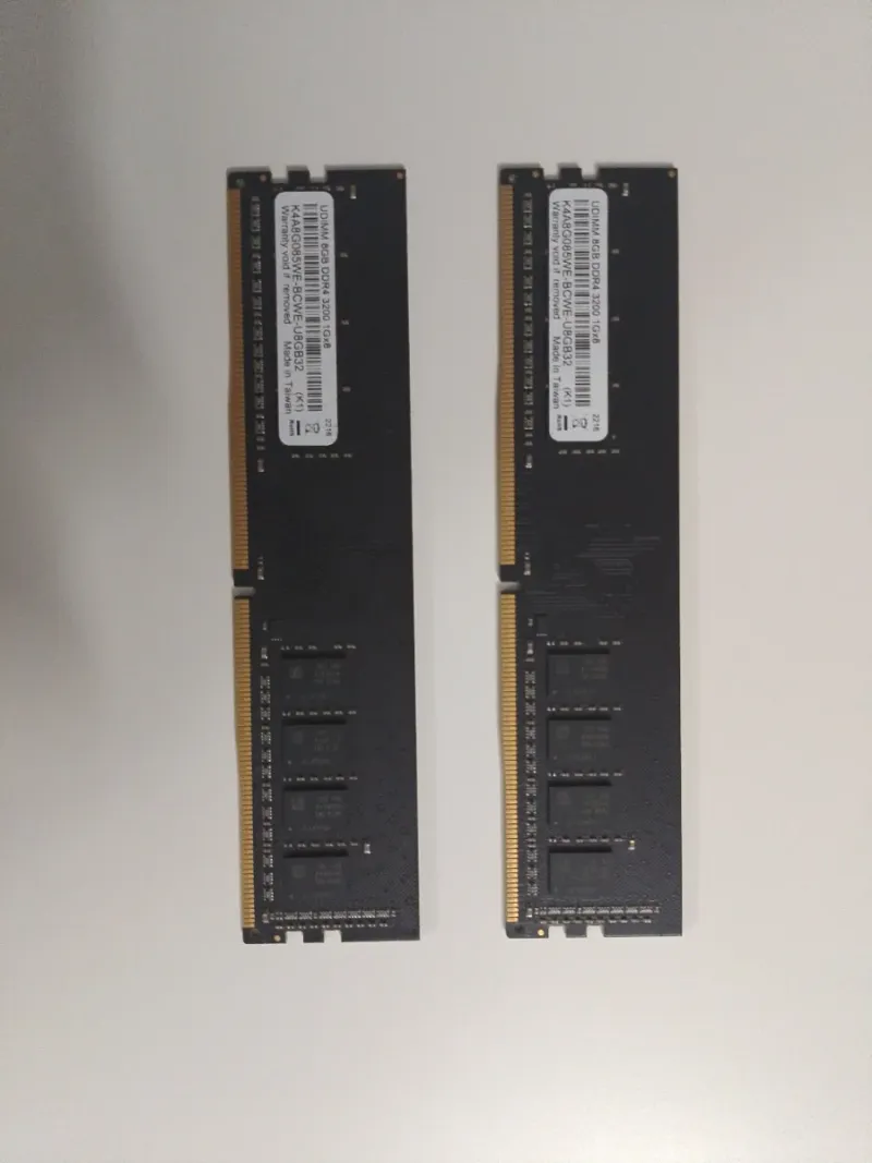 2x 8GB DDR4 3200MHz Samsung RAM