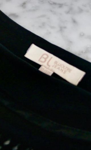 Maglia maniche 3/4 di colore nero