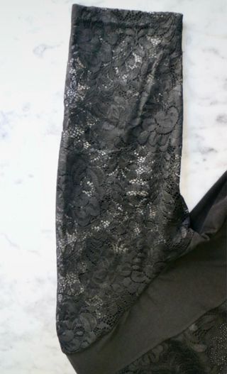 Maglia maniche 3/4 di colore nero