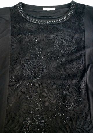 Maglia maniche 3/4 di colore nero