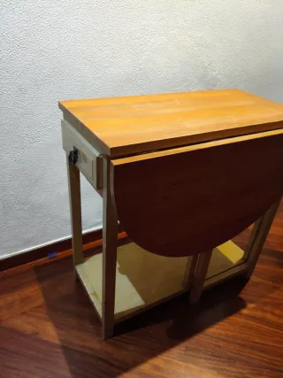 Mesa plegable de madera
