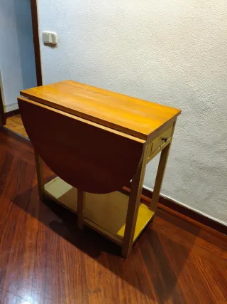 Mesa plegable de madera